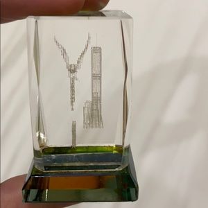 9/11 mini memorable glass sculpture